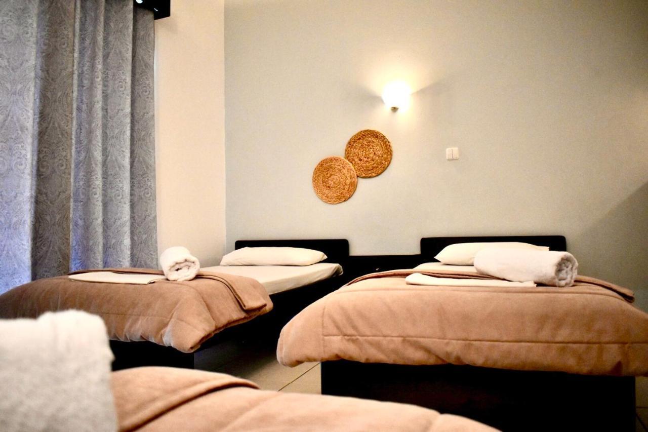 Aronis Sea View Rooms 네오이포로이 외부 사진